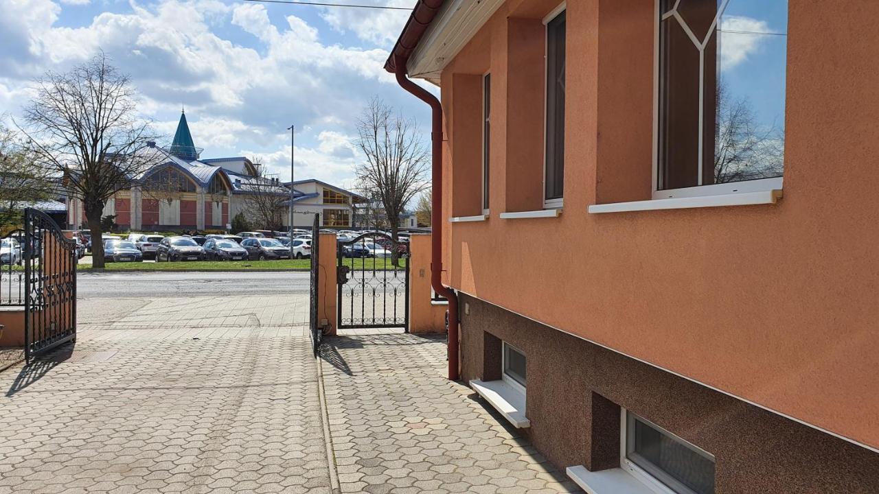 Hotel Eva Panzio Sárvár Exteriér fotografie