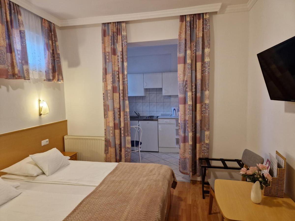 Hotel Eva Panzio Sárvár Exteriér fotografie